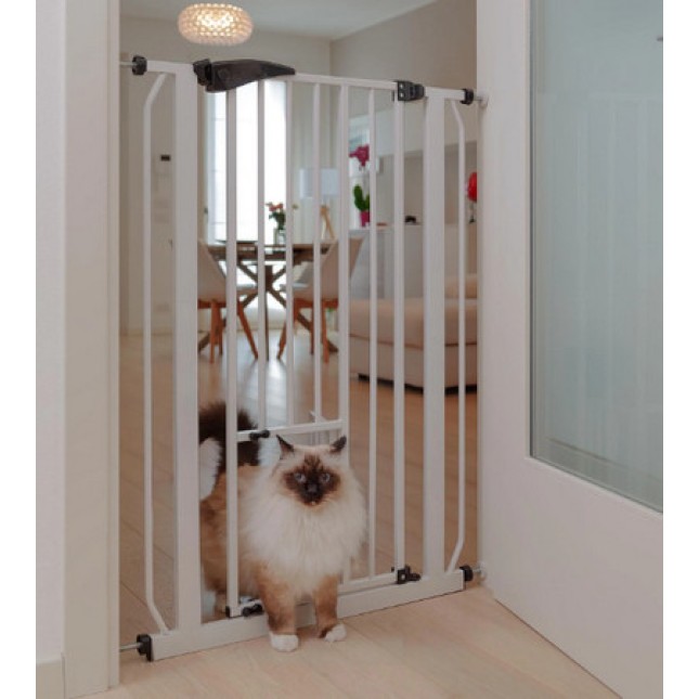 Ferplast ανθεκτική πόρτα για ζώα εξοπλισμένη με ένα σύστημα ανοίγματος με 2 τρόπους