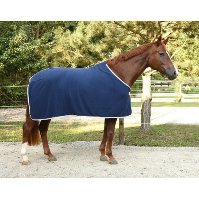 Covalliero κουβέρτα RugBe Fleece Economic μπλε, με αγκράφα στο στήθος και ιμάντα ουράς