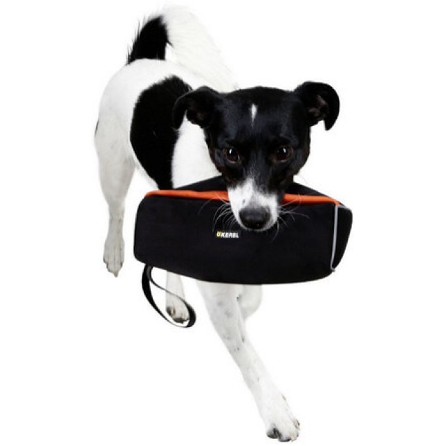 Kerbl σάκος με λιχουδιές και παιχνίδι για σκύλους  23x7 cm μαύρο /πορτοκαλί αντανακλαστικό