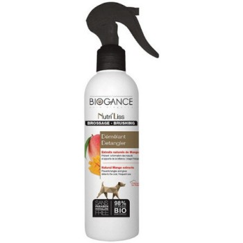 Biogance nutri liss λοσιόν σκύλου για να βοηθήσει στη θρέψη, τη μαλακή και τη λάμψη του τριχώματος.
