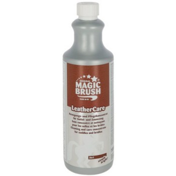 Kerbl MagicBrush για καθάρισμα, περιποίηση και λίπανση όλων των λείων δερμάτινων σελών και χαλινών Kerbl MagicBrush για καθάρισμα, περιποίηση και λίπανση όλων των λείων δερμάτινων σελών και χαλινών