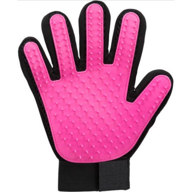 Trixie γάντι περιποίησης τριχώματος περιποιείται το τρίχωμα του κατοικίδιου σας ενώ το χαϊδεύετε ροζ